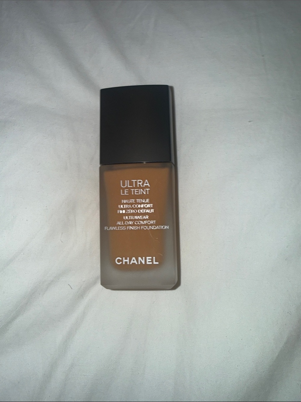 CHANEL Ultra Le Teint Liquid Foundation - Tan